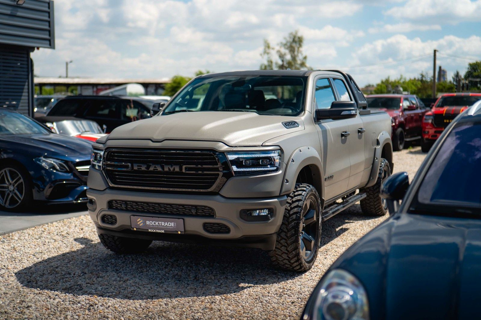 Fahrzeugabbildung Dodge RAM 5.7 V8 HEMI 4x4 OFFROAD LONGBED RAPTOR Style