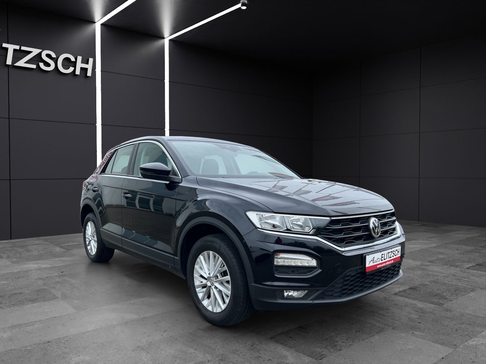 Fahrzeugabbildung Volkswagen T-Roc TDI Basis Navi SHZ SHZ Klima