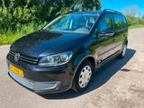 Volkswagen Touran 1.6 TDI Trendline BlueMotion7p. - Volkswagen Touran aus 2011: Bluemotion