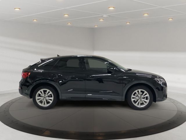 Q3 Sportback S line 35TFSI S tronic,AHZV,Kamera,