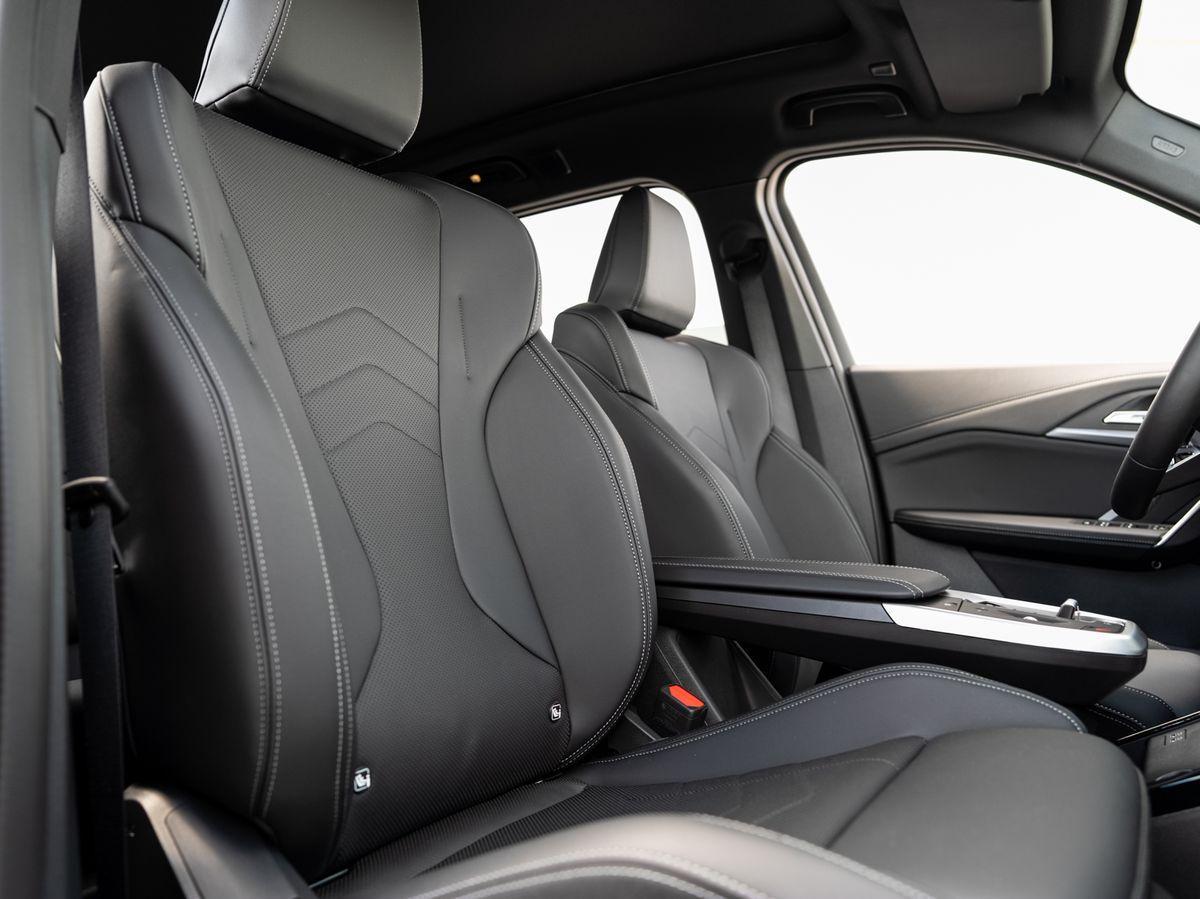 BMW X1 sDrive20i M-Sport AHK PANO ACC KoZg AdLED LRH