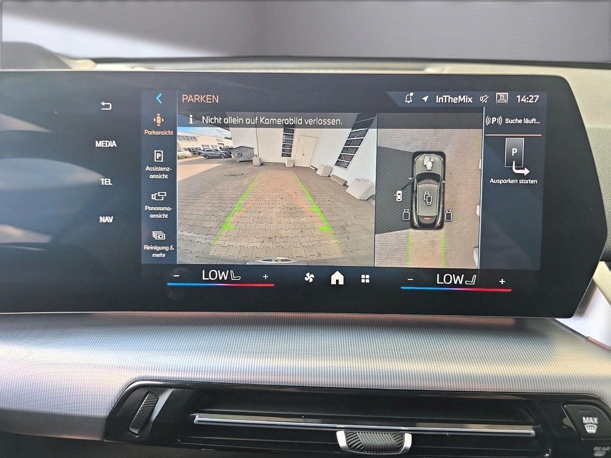 BMW X2 xDr. 20d AHK HUD PANO 360° H&K ICONIC ACC foto 20