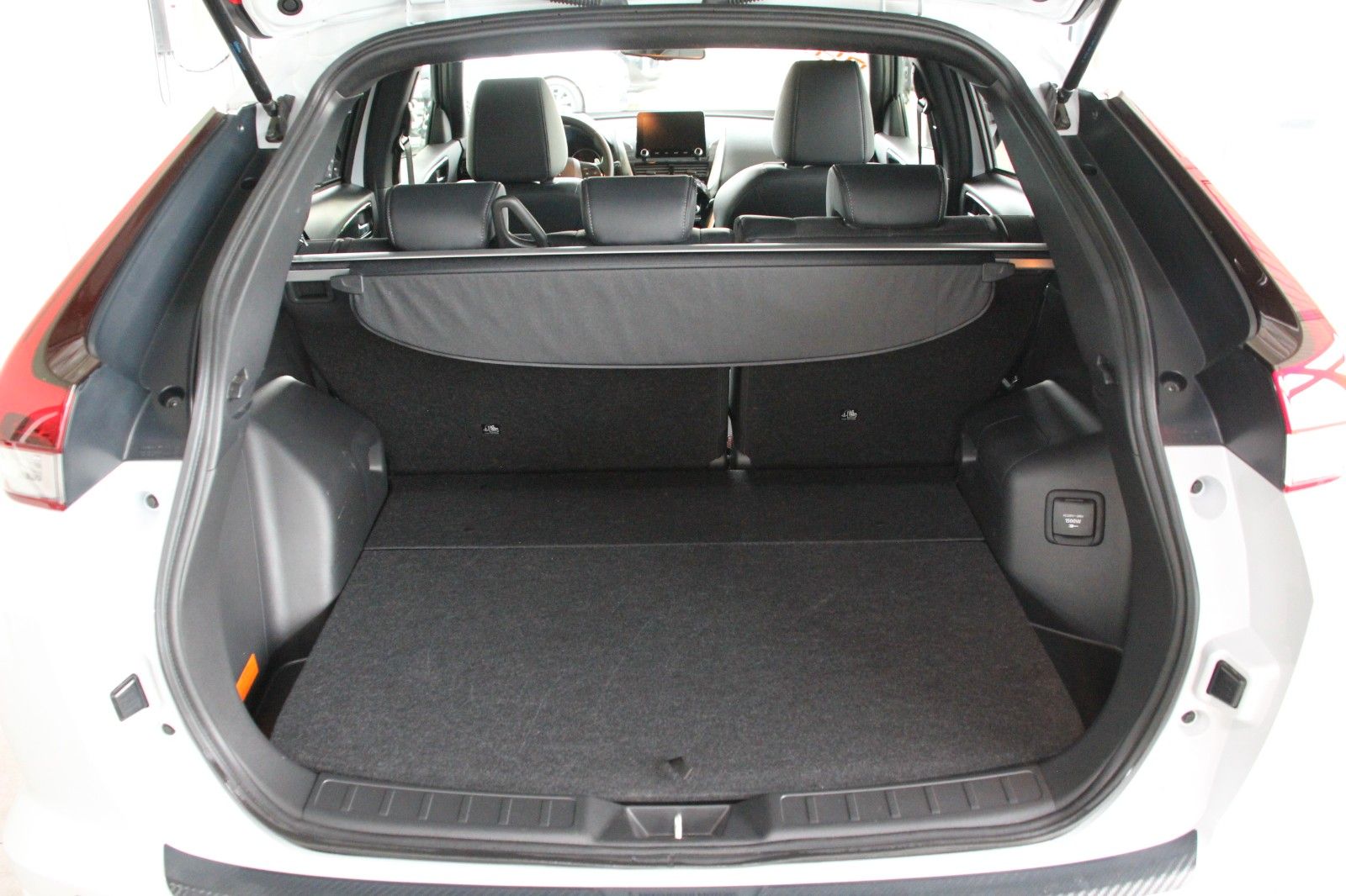 Fahrzeugabbildung Mitsubishi Eclipse Cross PHEV Select