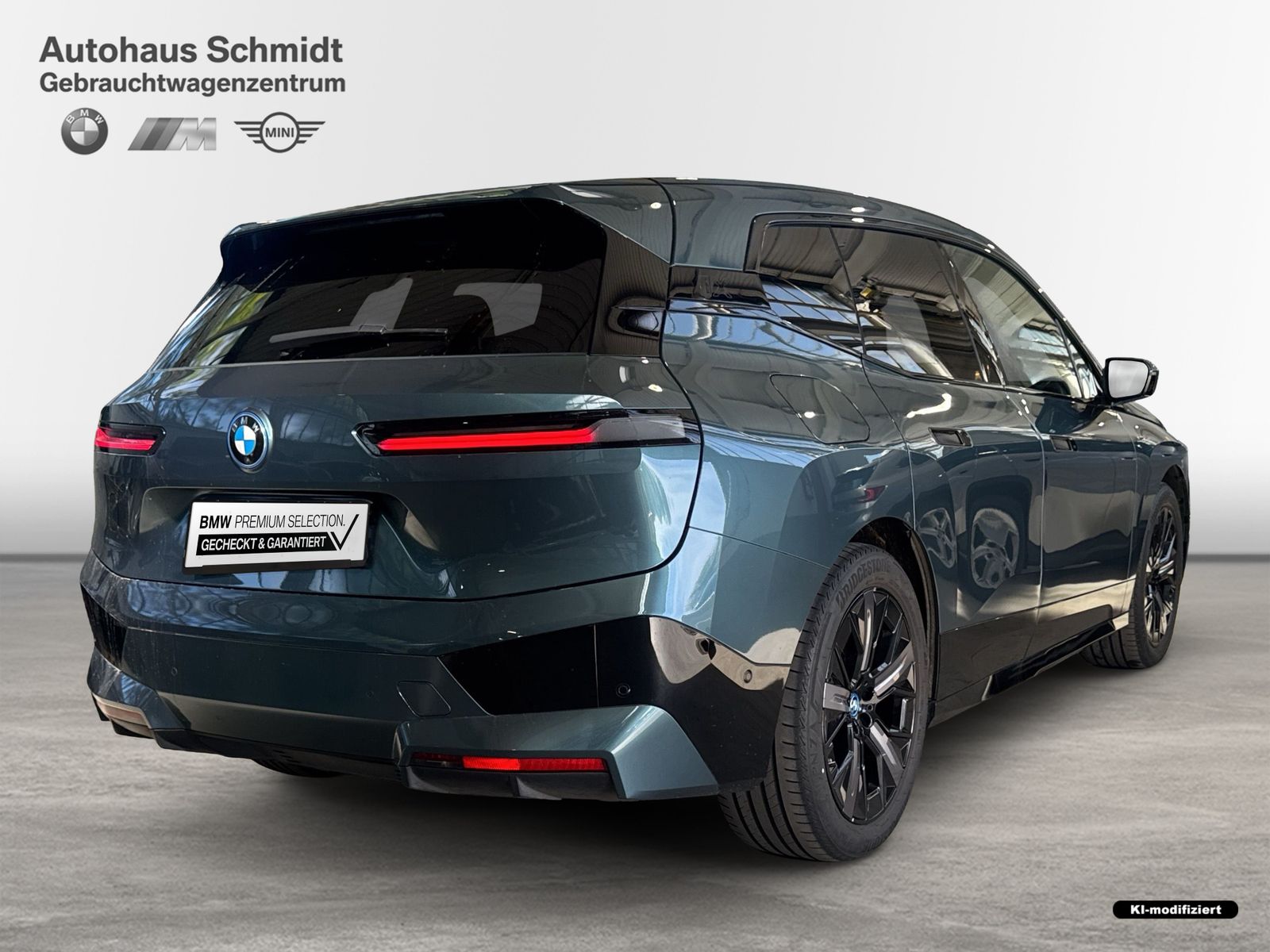 BMW iX xDrive40 21 Sportpaket LC Prof. HUD H K Pan foto 5