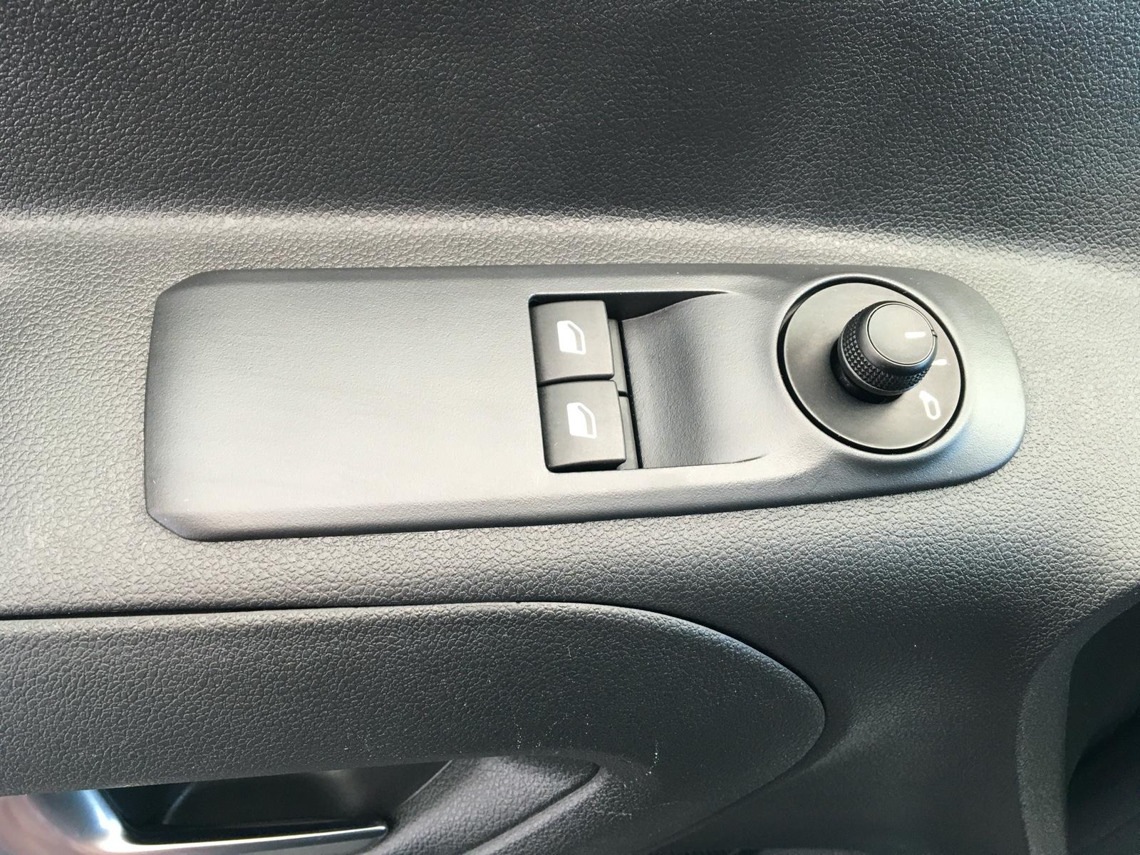 Citroën Berlingo 1.5 MPV Feel M/1.H/Navi/Temp/Spurhalte