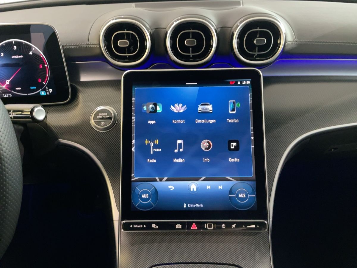 Fahrzeugabbildung Mercedes-Benz C 220 d T-Modell AMG/Night/Kamera/AHK/MBUX