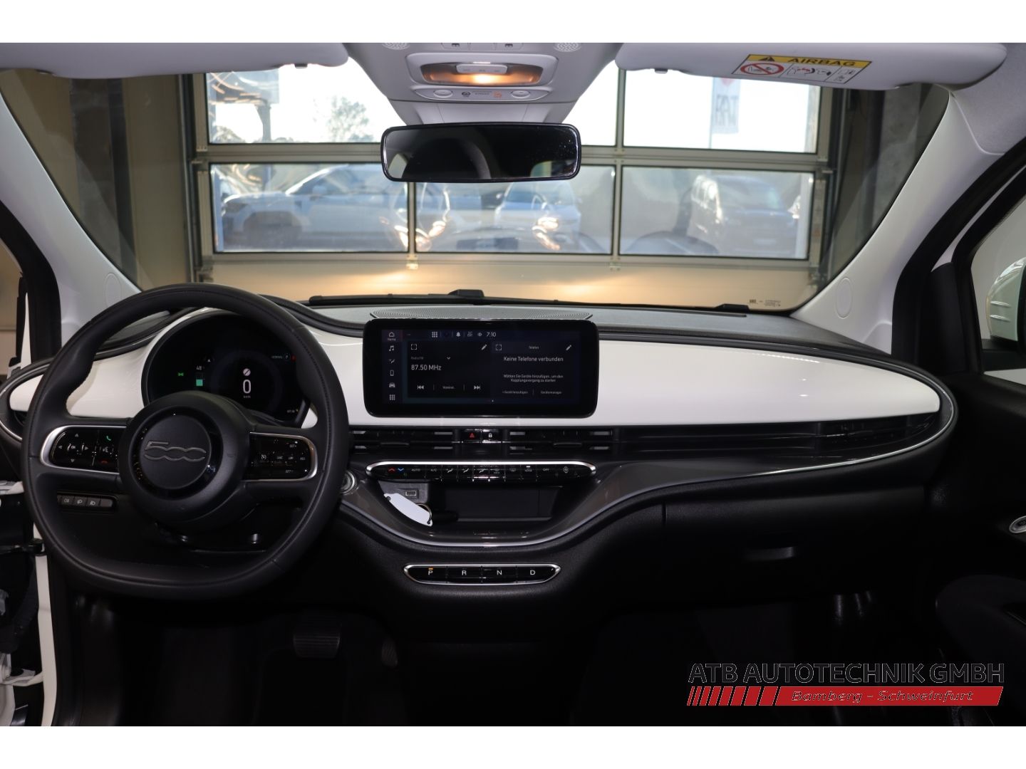 Fahrzeugabbildung Fiat 500e Cabrio 42kWh 95,7% SOH Apple CarPlay Klimaa