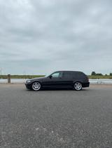 BMW E46 320i Kombi - BMW 320 aus 2002: Kombi
