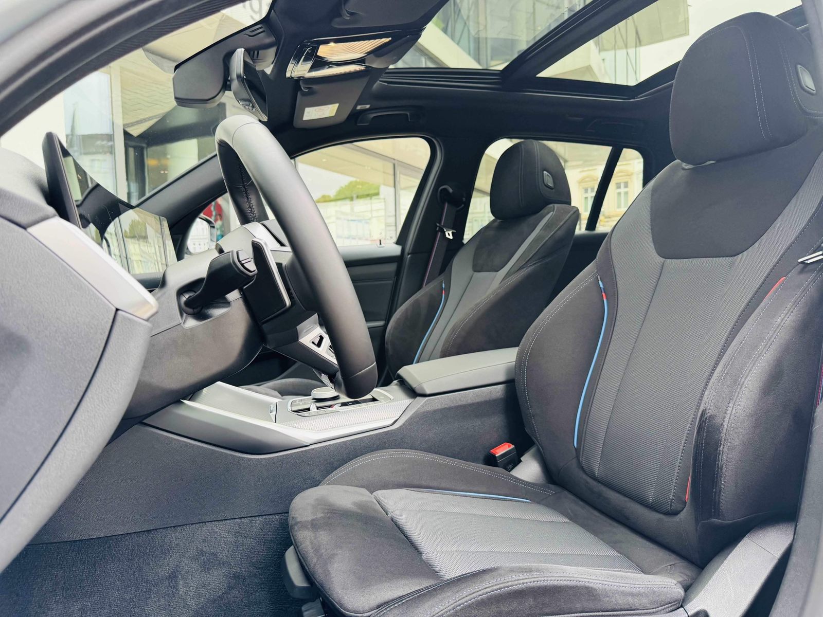 BMW 330 - Bild 7