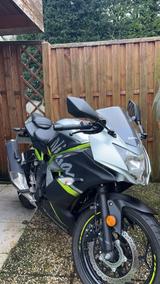Kawasaki Ninja 125er - SPORTLER VON 126 BIS 250 CCM
