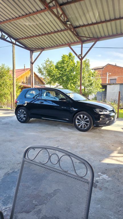 Image of Volkswagen Golf