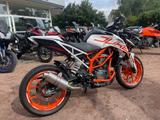 KTM 390Duke - KTM VON 251 BIS 500 CCM
