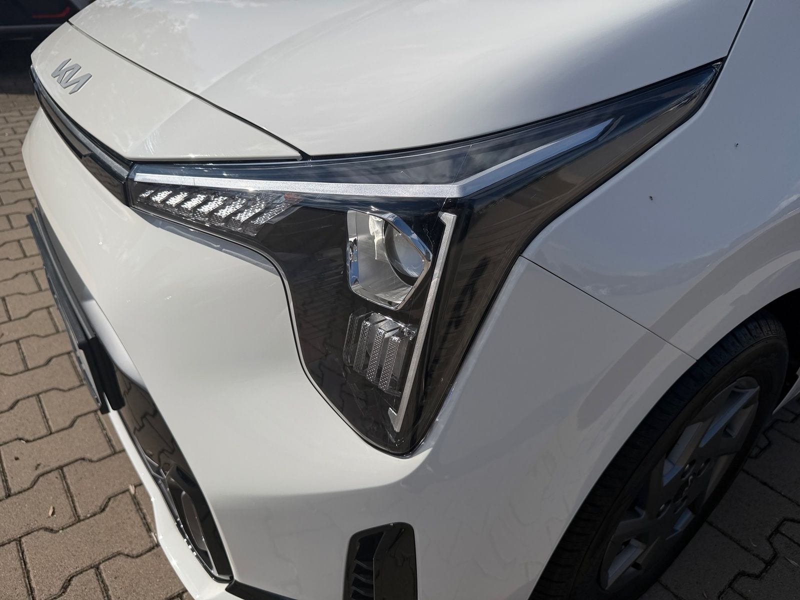 Fahrzeugabbildung Kia PICANTO PE2 1.0 GDI AMT VISION