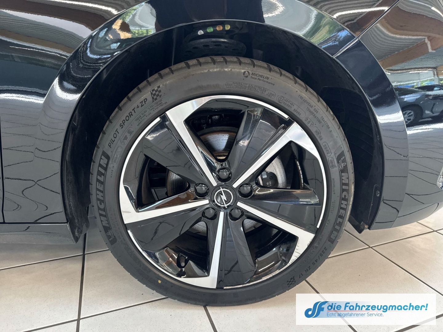 Fahrzeugabbildung Opel Astra L GS Digitales Cockpit 360 Kamera LED Appl
