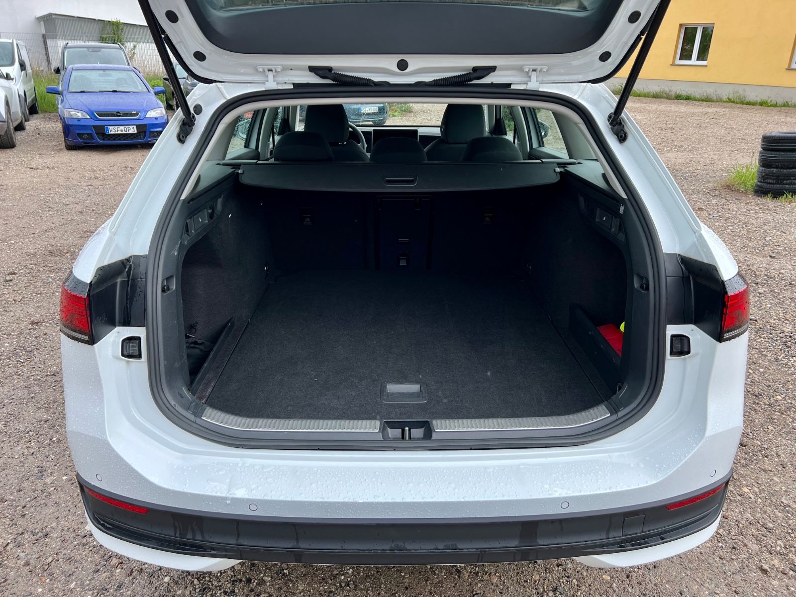 VW Passat Variant 1.5 eTSI AAC KAMERA GZJR SHZ