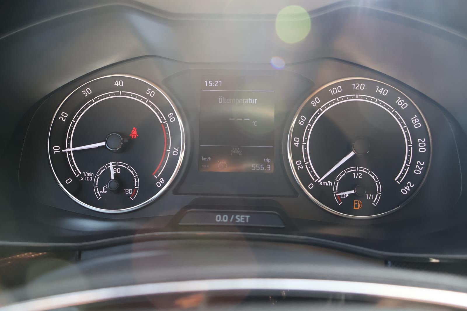 Skoda Scala 1.5 TSI Style LED Sitzheizung Tempomat PDC