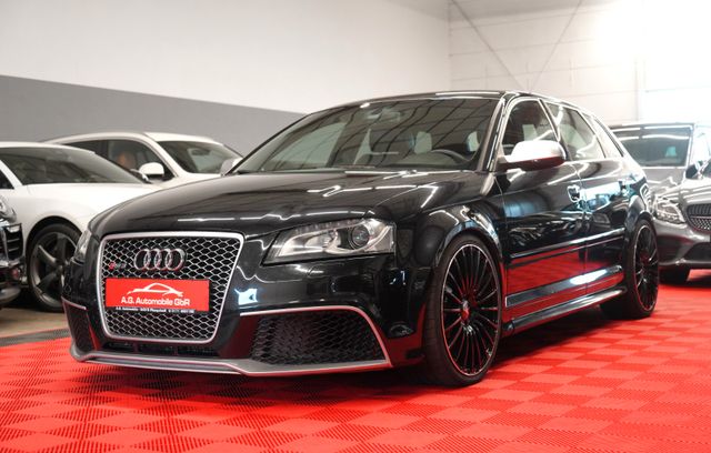 Audi RS3 Sportback Quattro Bi-Xenon*Navi*Bose*Temp*