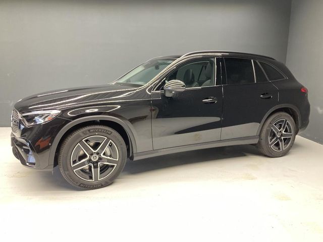 MERCEDES-BENZ GLC 220 d 4MATIC AMG+MBUX+Memory+Night+Ambiente