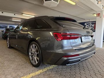 Fotografie des Audi A6 Avant 50 TFSI e quattro Sport/220KW Systemle