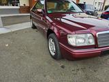 Mercedes-Benz Mercedes Benz  E 200 Coupe W124 selten gut... - Mercedes-Benz E 200: W124