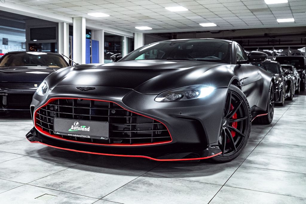 Image of Aston Martin V12 Vantage