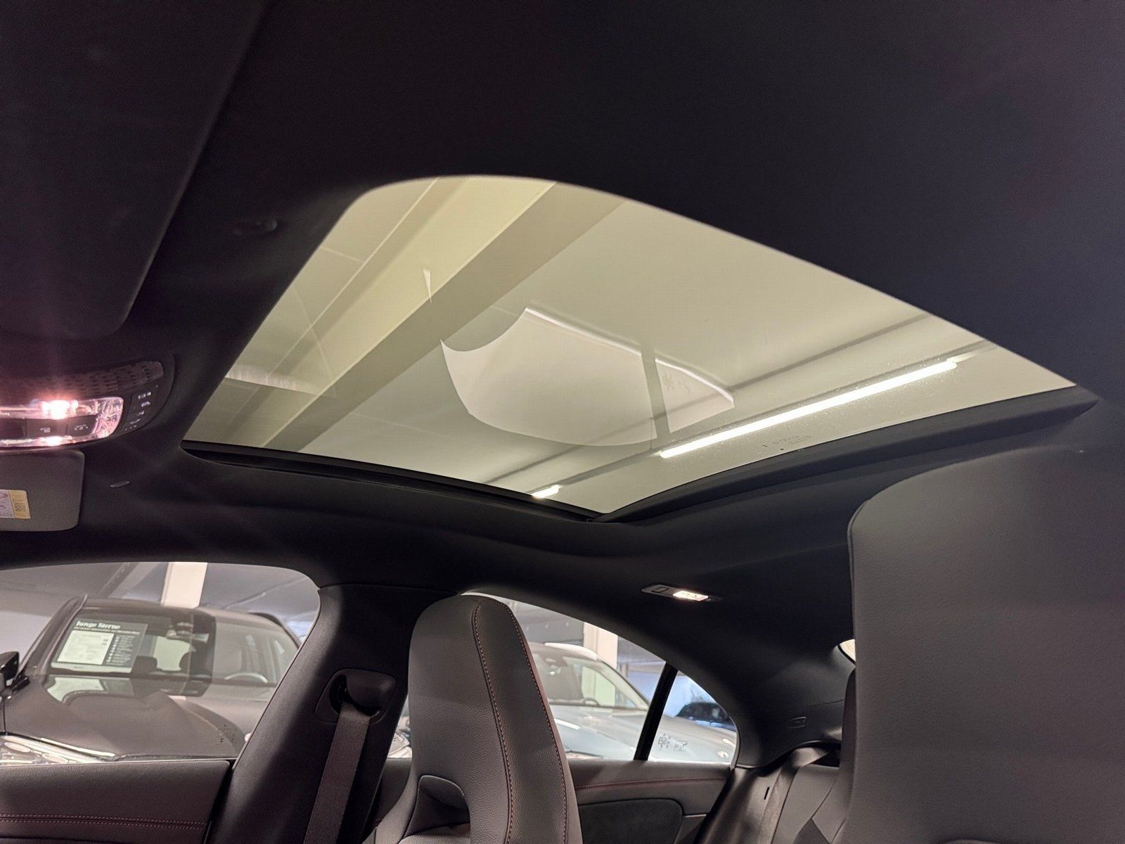 Fahrzeugabbildung Mercedes-Benz CLA 200 AMG*Pano*Distronic*360°*Totwink*CarPlay*