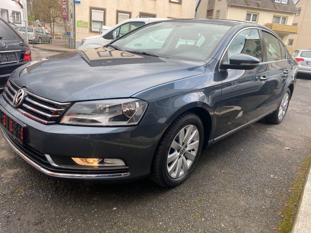 Volkswagen Passat Lim. Comfortline BlueMotion Automat 2.0