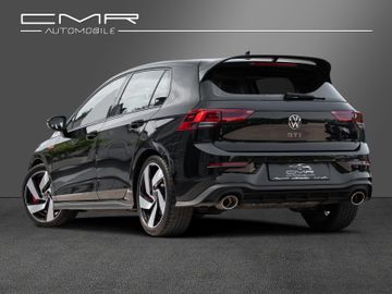 Volkswagen Golf - 6