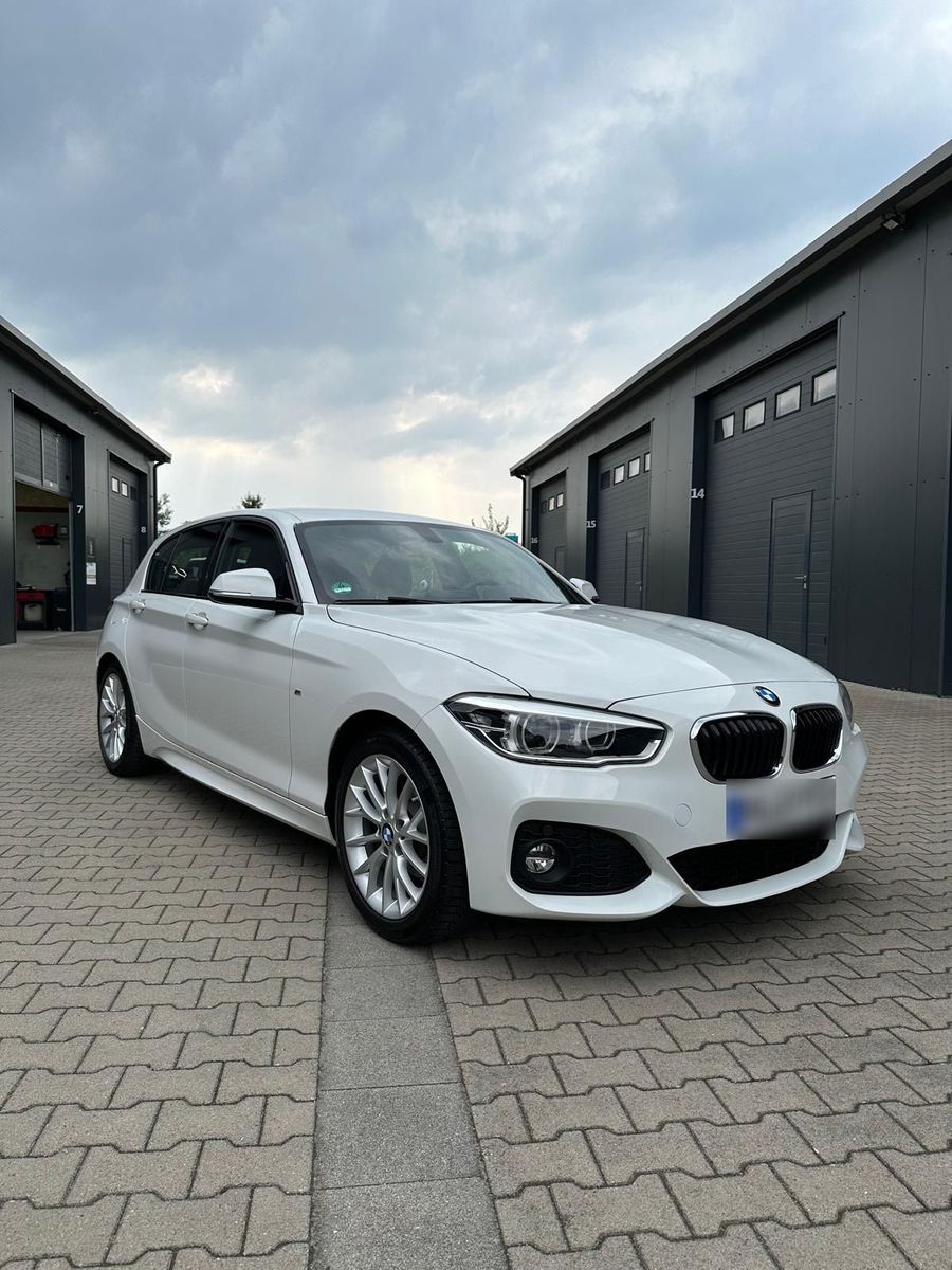 BMW BMW 118i M-Paket, Shadow Line, LED, 8-fac...