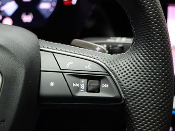 Fahrzeugverkauf 16 Audi A3 Sportback 35 TFSI S line Matrix Sonos Pano