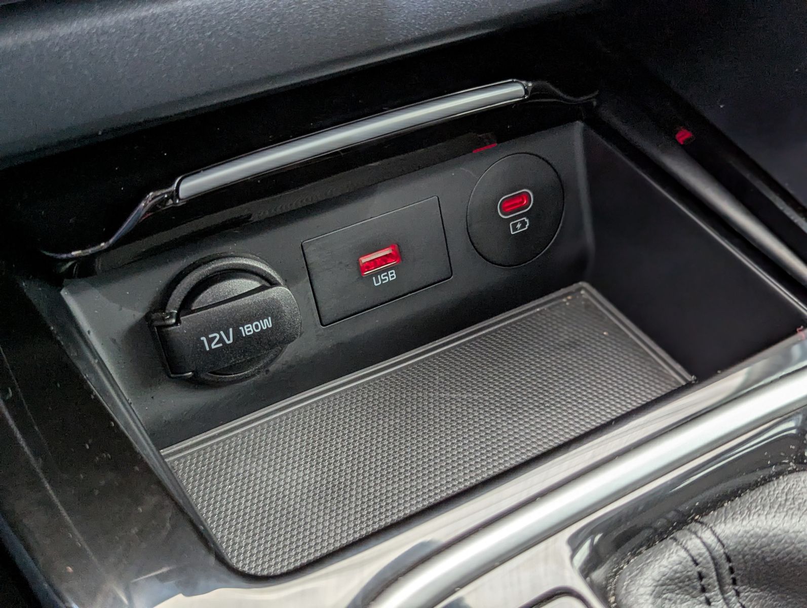 Fahrzeugabbildung Kia cee'd / Ceed 1.5 Spirit Limo JBL ACC Kamera 7J-G
