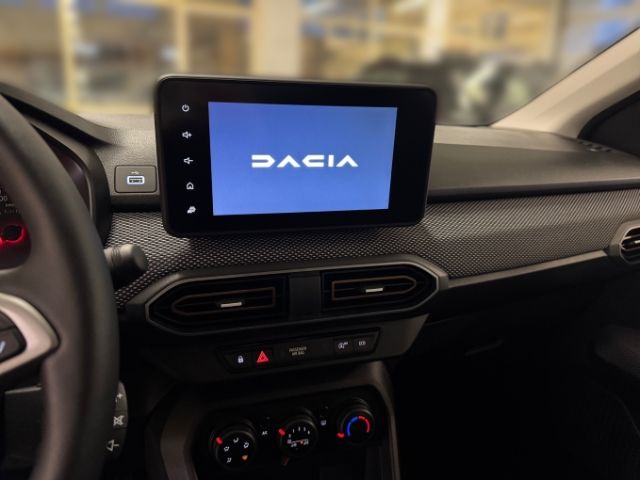 Fahrzeugabbildung Dacia Sandero III Stepway Expression 1.0 TCe 90 Klima