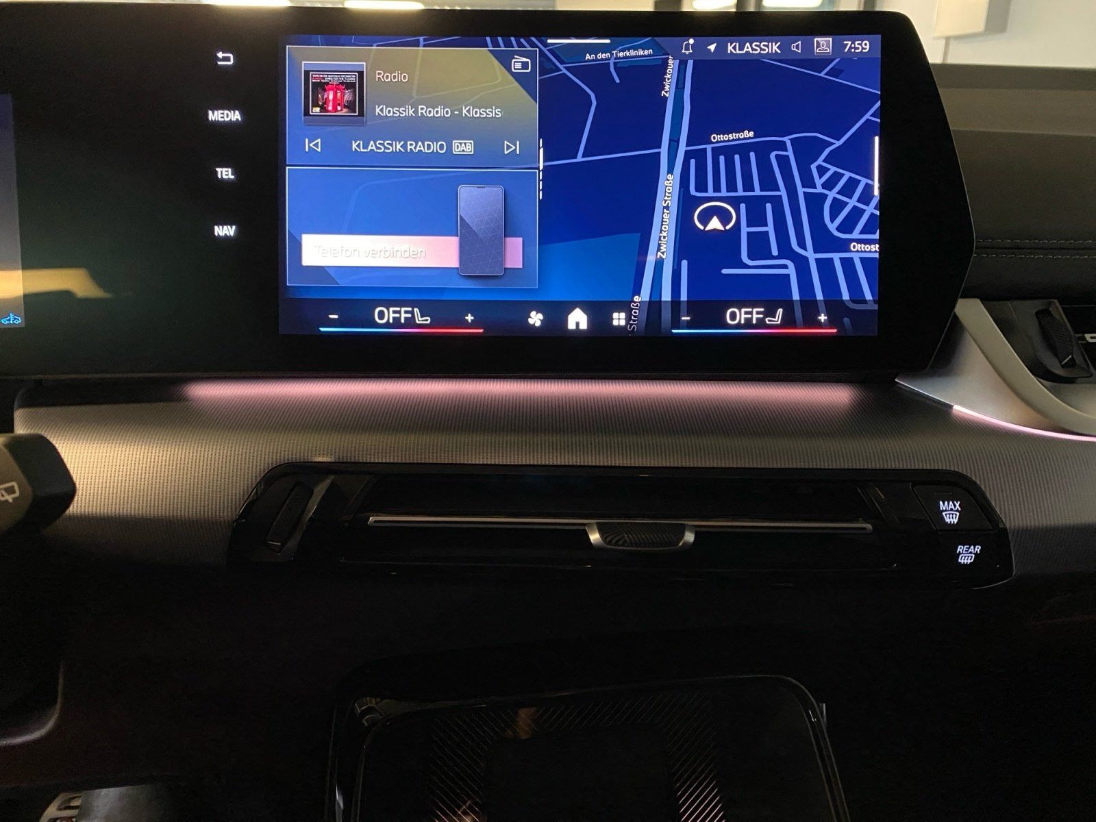 BMW 220 Active Tourer - Bild 12