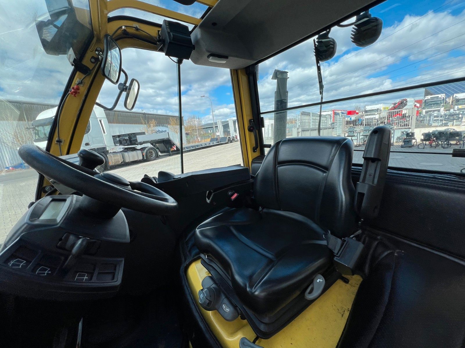 Fahrzeugabbildung Hyster H4.0 FT6 / Verstellgerät / HH:4.42m / nur 2.502h