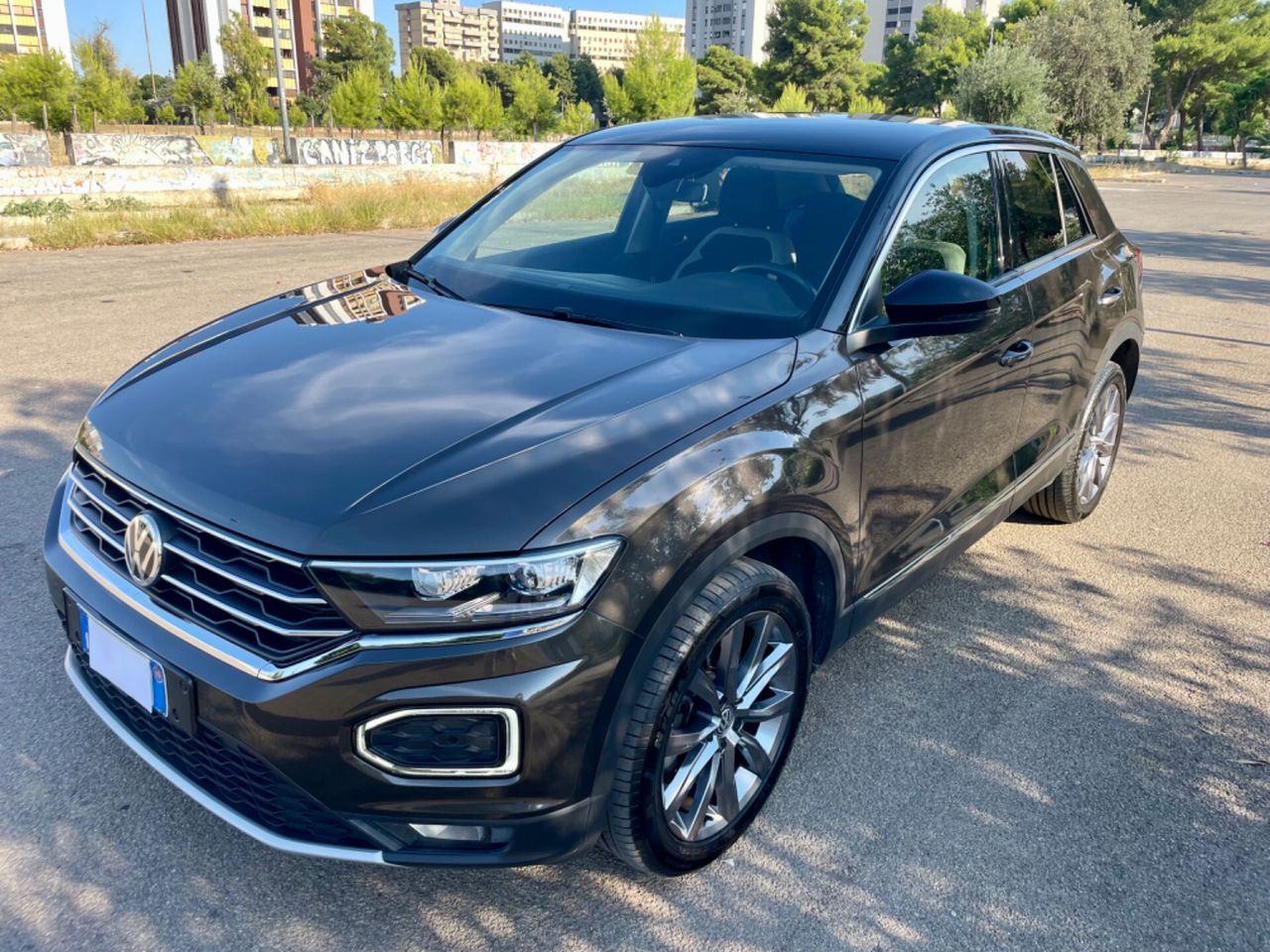 Volkswagen T-Roc 2.0 TDI SCR 150 CV DSG Advanced imagem 2