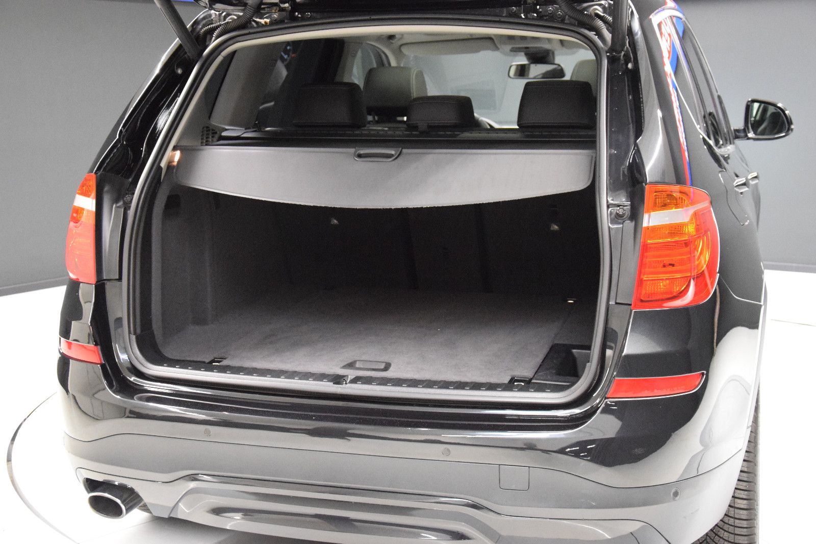 Fahrzeugabbildung BMW X3 xDrive 20d TeilLeder ACC HuD Pano Xen 360°