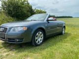 Audi A4 Cabrio 1,8t Bj. 2008 TÜV 06.2027 u... - Audi A4 aus 2008: 2.0