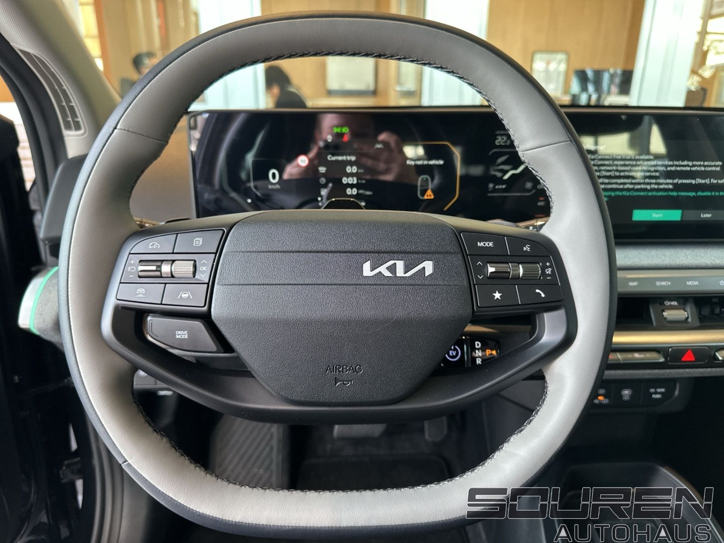 Fahrzeugabbildung Kia EV4 81kWh EARTH Gewerbe WP Tech Drive Upgrade So