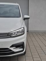 Volkswagen Touran 2.0 TDI/3xR-Line/LED/Kam/7Sitz/Eu6 - Volkswagen Touran: Eu