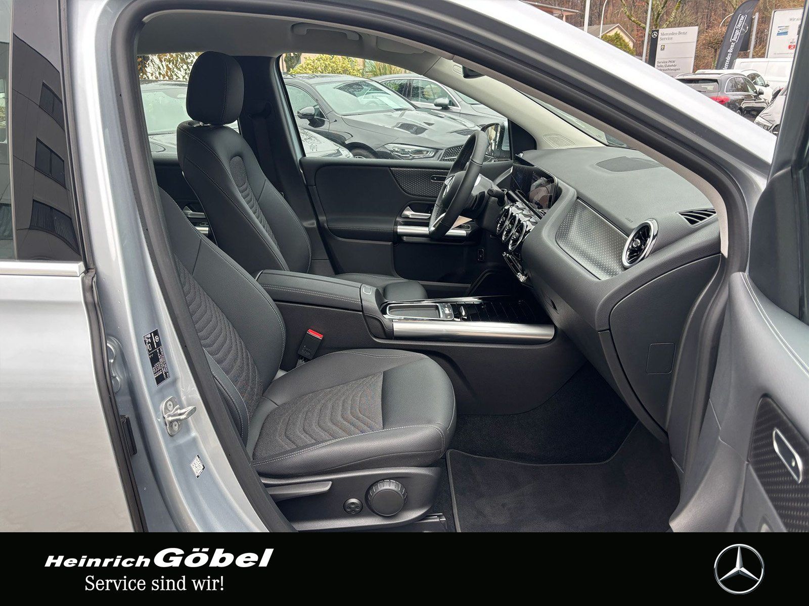 Fahrzeugabbildung Mercedes-Benz B 180 PROGRESSIVE*TOTWINKEL*KAM*LED*APPLE-CARPLA