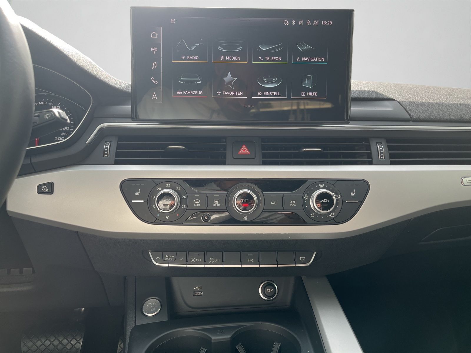 Audi A4 - Bild 10
