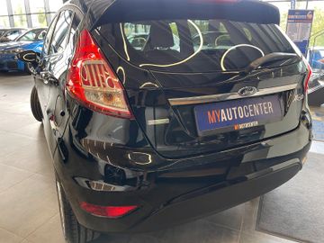 Ford Fiesta Titanium *NAVI*KLIMAAUTOMATIK*SZHZ*
