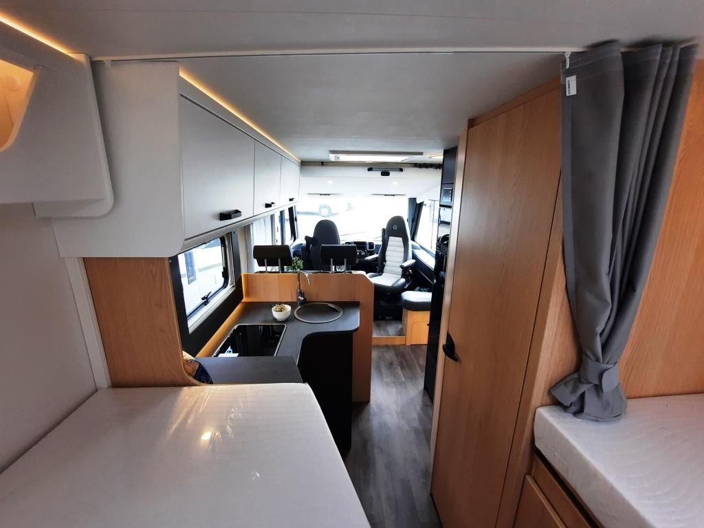 Fahrzeugabbildung Sunlight I 67S Adventure Edition Verfüg./Sparen Sie 13.33