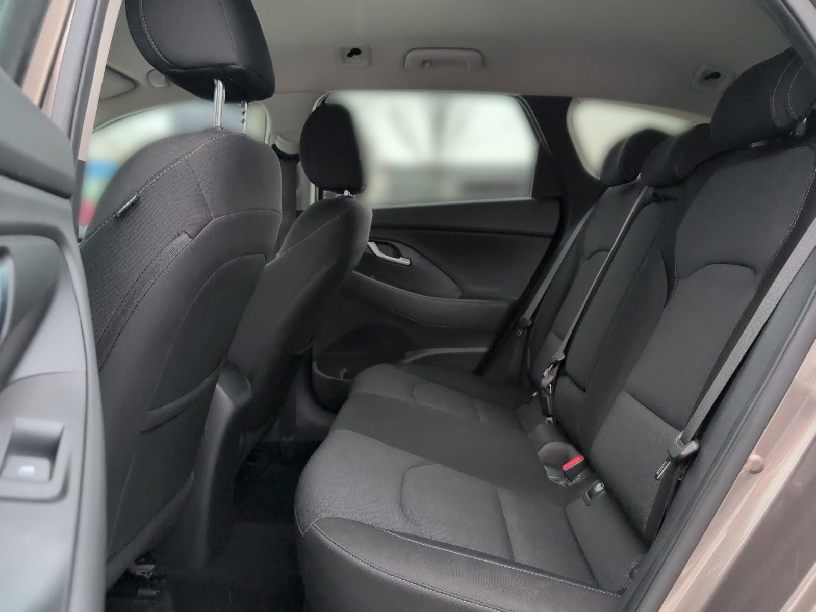 Fahrzeugabbildung Hyundai i30 KOMBI 1.5T 7DCT EDITION 30+ GARANTIE9/28 1HD