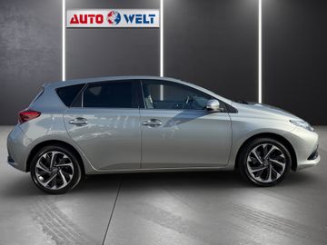 Toyota Auris - 3