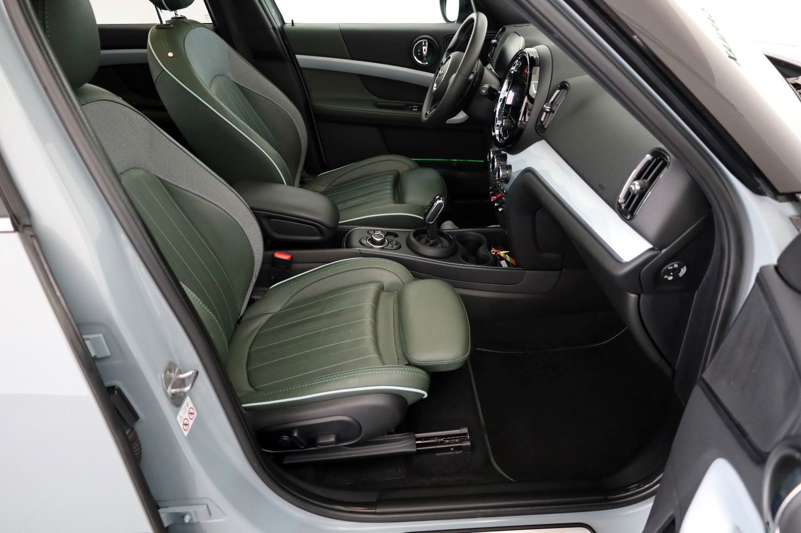 Fahrzeugabbildung MINI Countryman Cooper S Untamed All4 Leder,Navi,LED