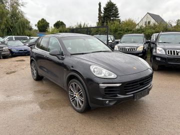 Porsche Cayenne - 2