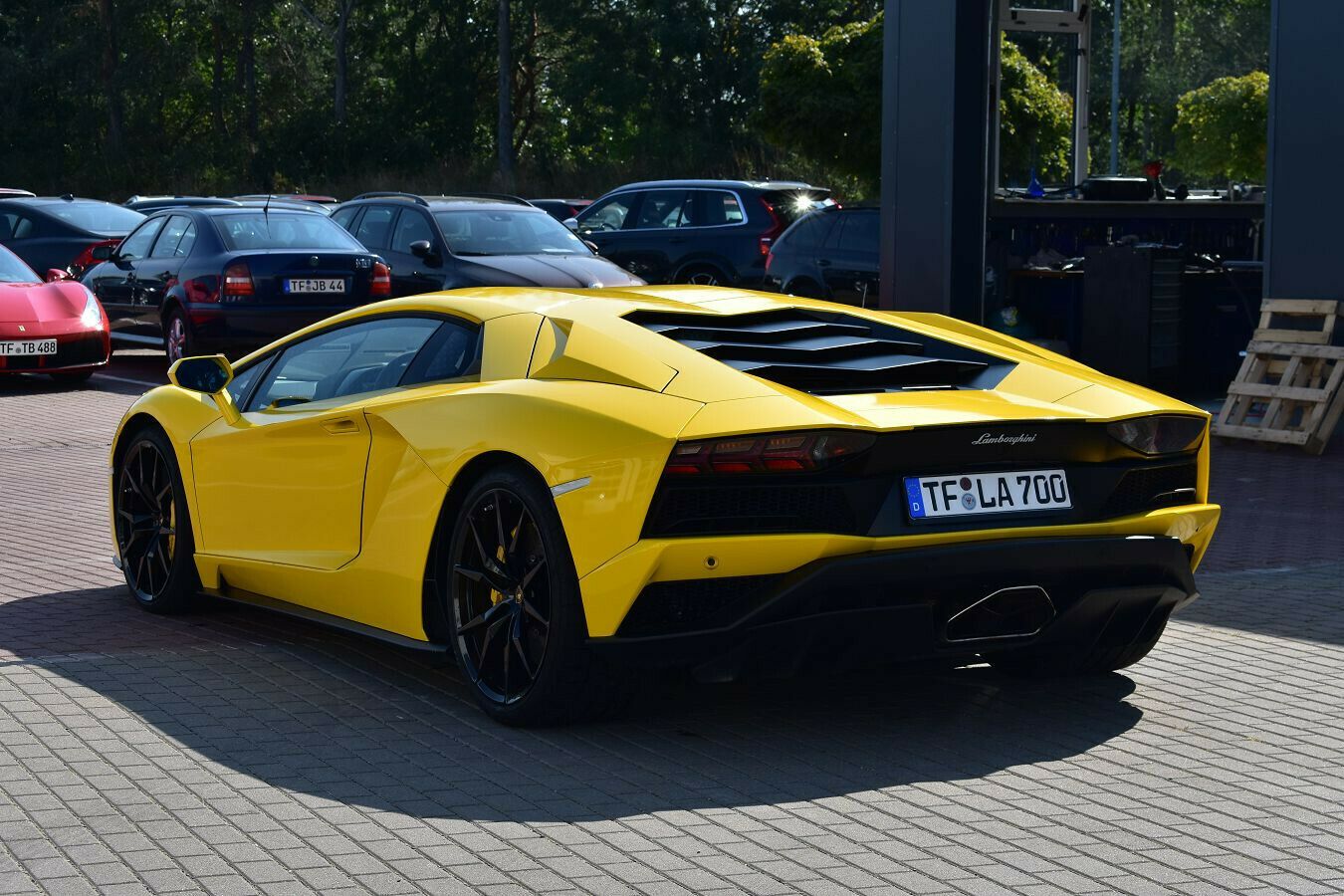 Fahrzeugabbildung Lamborghini Aventador S *Mietkauf möglich*