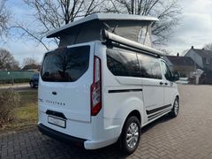 BUERSTNER Copa 500-Autm-Markise-Dieselheizung-Küche