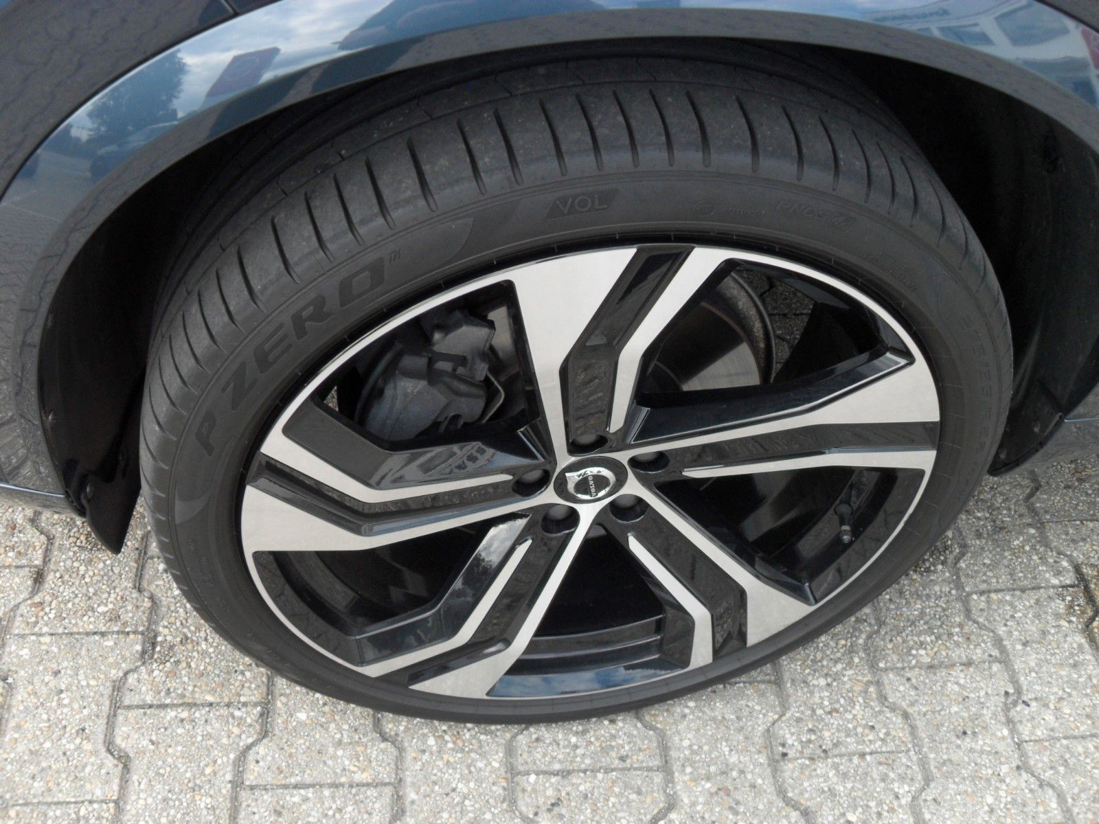 Fahrzeugabbildung Volvo XC 90 Ultimate Bright AWD